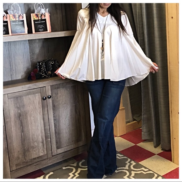 ✨LAST ONE ✨PARIS Bell sleeves swing top - Picture 6 of 8